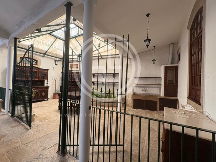 Image No.16-4 Bed House for sale