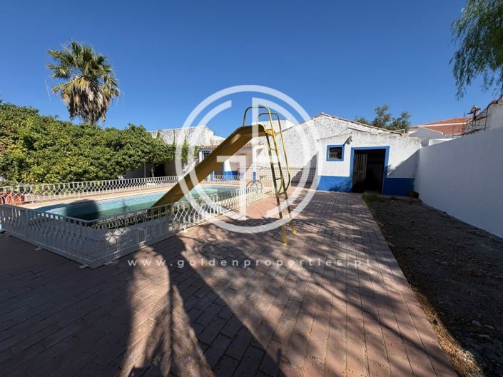 Image No.3-4 Bed House for sale