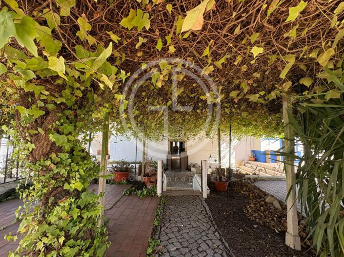 Image No.33-4 Bed House for sale