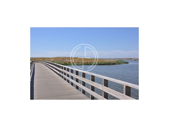 Image No.13-3 Bed House for sale