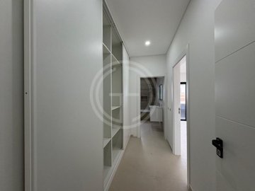 idb4af9801-0000-0500-0000-000018514746