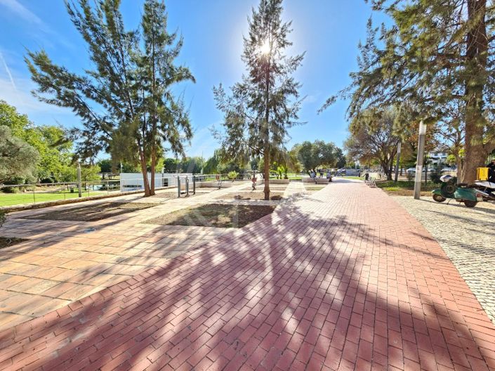 Image No.16-2 Bed Apartment for sale