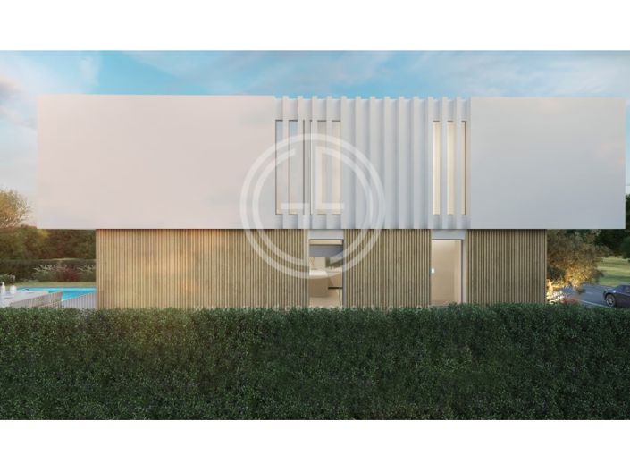 Image No.18-5 Bed House for sale