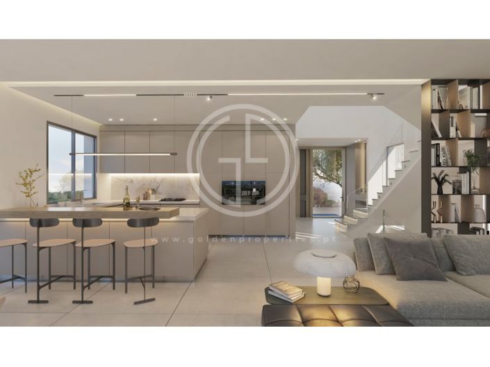 Image No.7-5 Bed House for sale