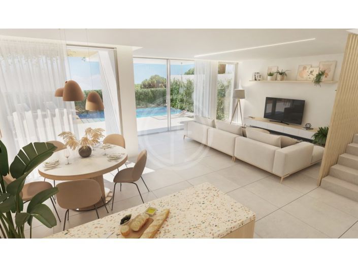 Image No.5-4 Bed House for sale