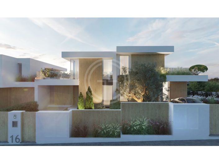 Image No.17-4 Bed House for sale