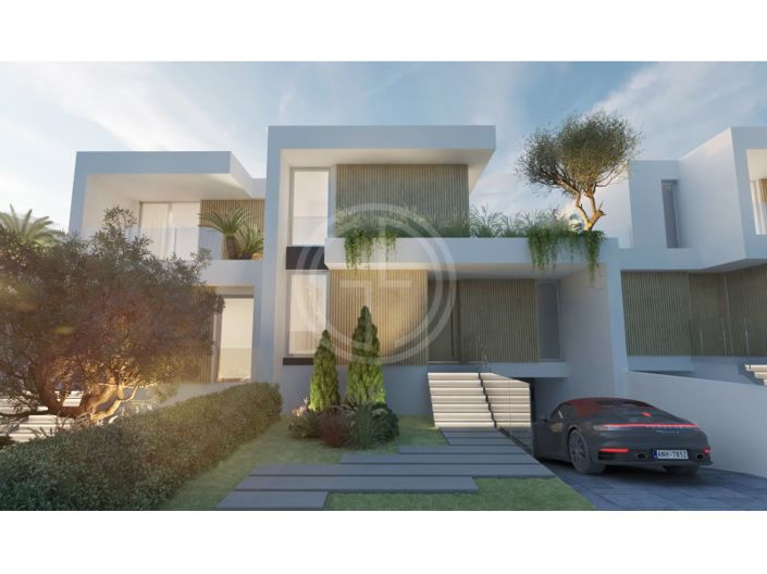 Image No.18-4 Bed House for sale