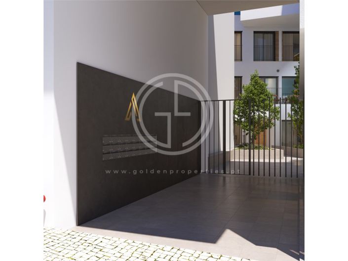 Image No.10-4 Bed Apartment for sale