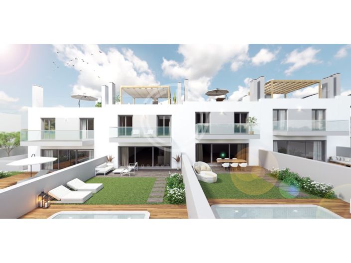 Image No.26-4 Bed House for sale