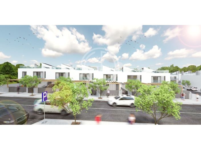 Image No.28-4 Bed House for sale