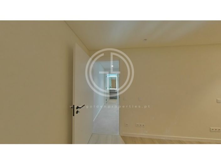 Image No.54-4 Bed House for sale