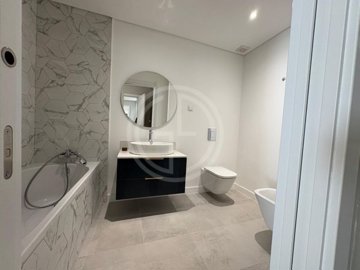 id5b837201-0000-0500-0000-0000170782f6