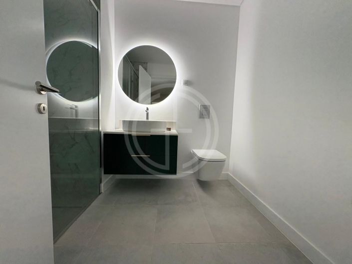 Image No.15-4 Bed Apartment for sale