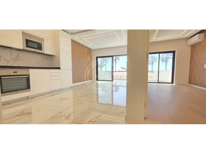 Image No.3-3 Bed Apartment for sale