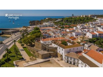 ide5d7a201-0000-0500-0000-000017a77ee9