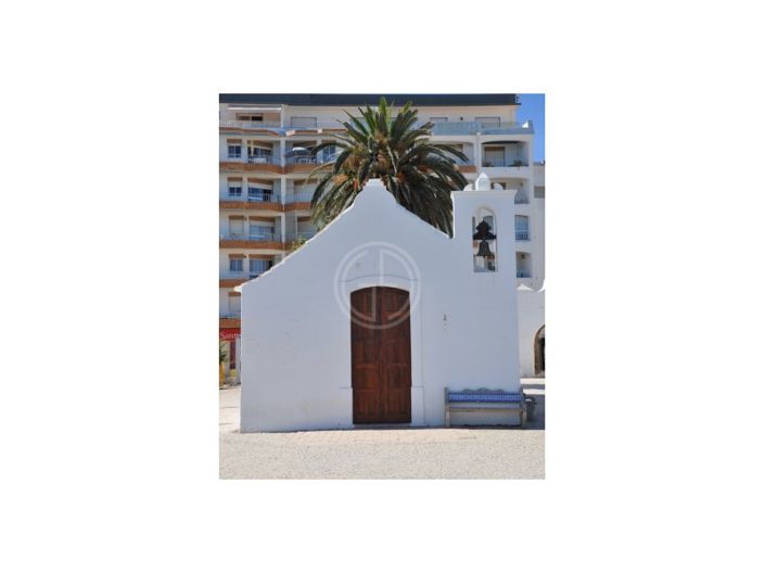 Image No.17-4 Bed House for sale