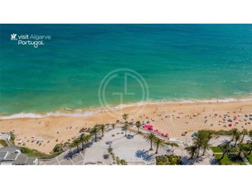 idf87c1600-0000-0500-0000-00000e71f896