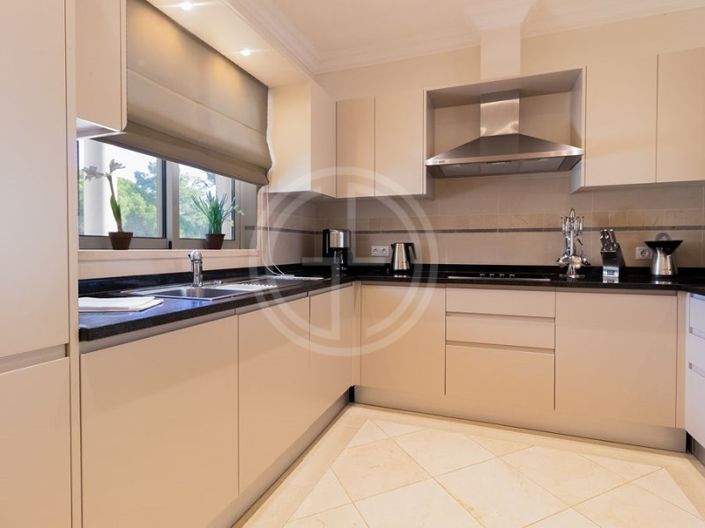 Image No.4-2 Bed Apartment for sale