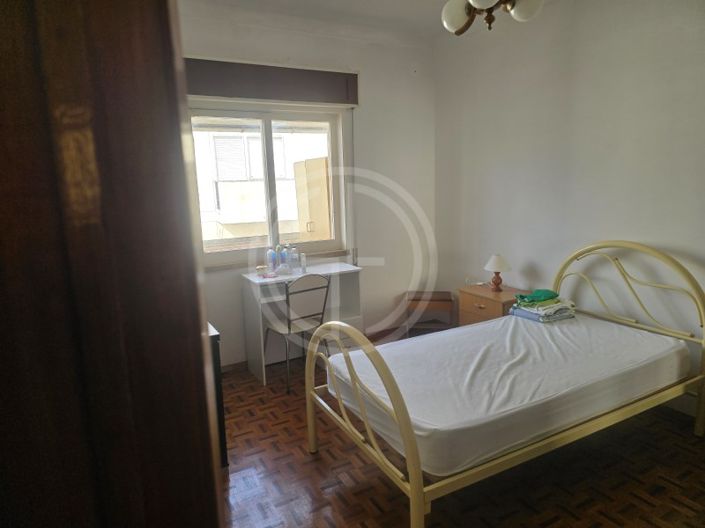 Image No.15-3 Bed Apartment for sale