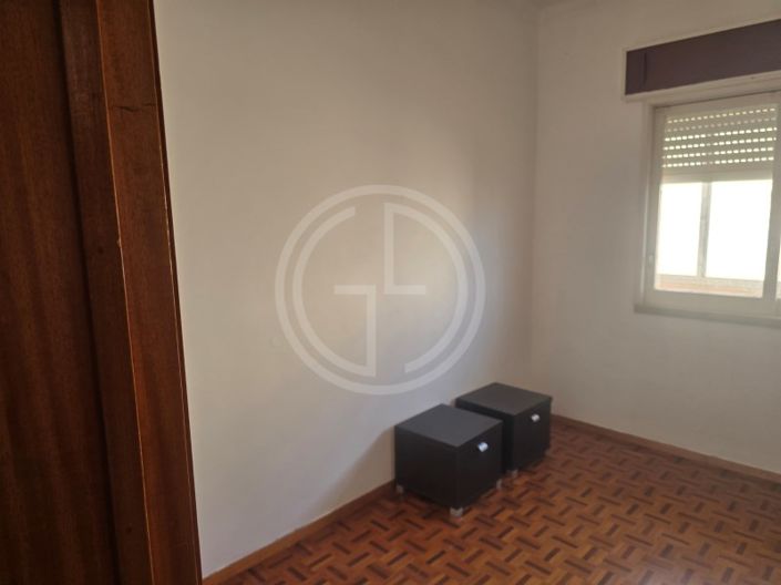 Image No.18-3 Bed Apartment for sale