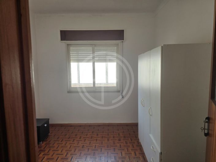 Image No.19-3 Bed Apartment for sale