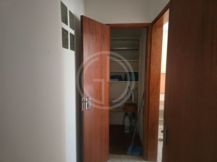 Image No.20-3 Bed Apartment for sale