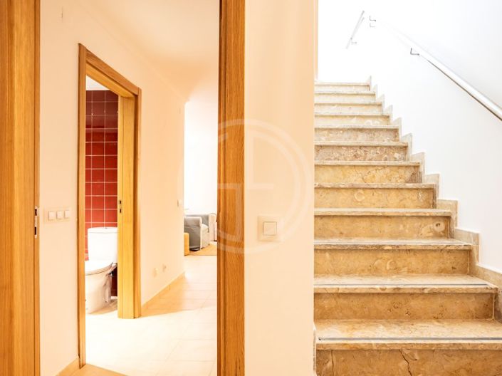 Image No.28-3 Bed House for sale