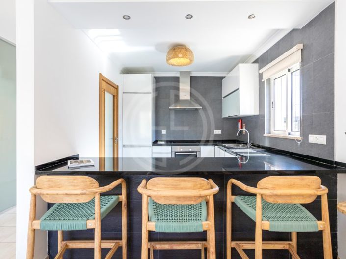 Image No.43-3 Bed House for sale