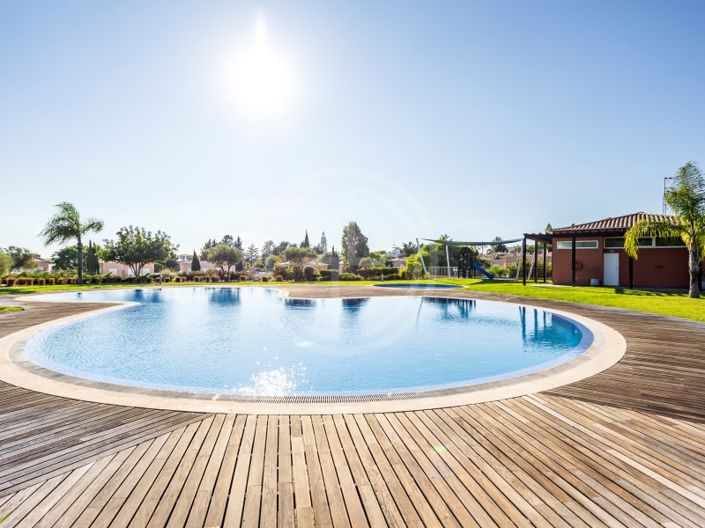 Image No.8-3 Bed House for sale