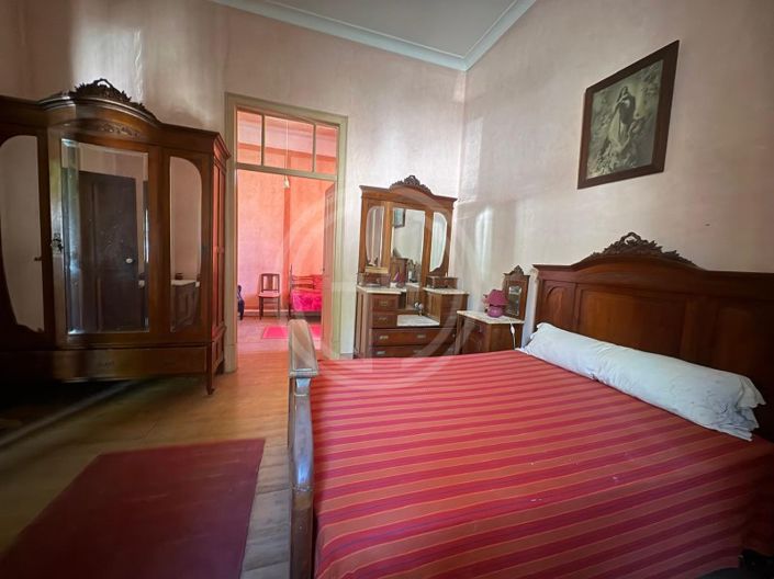 Image No.14-4 Bed House for sale