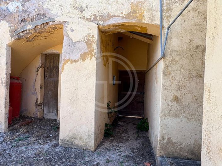 Image No.19-4 Bed House for sale
