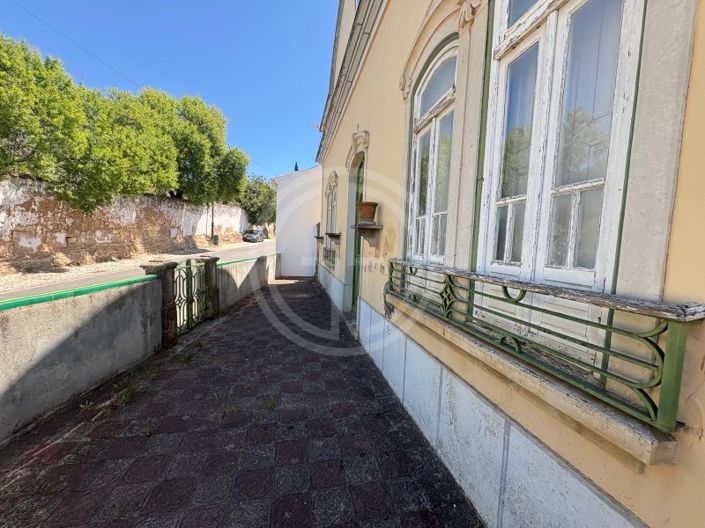 Image No.22-4 Bed House for sale