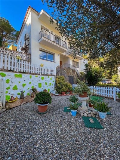 Image No.1-Propriété de 3 chambres à vendre à Santa Cristina d'Aro