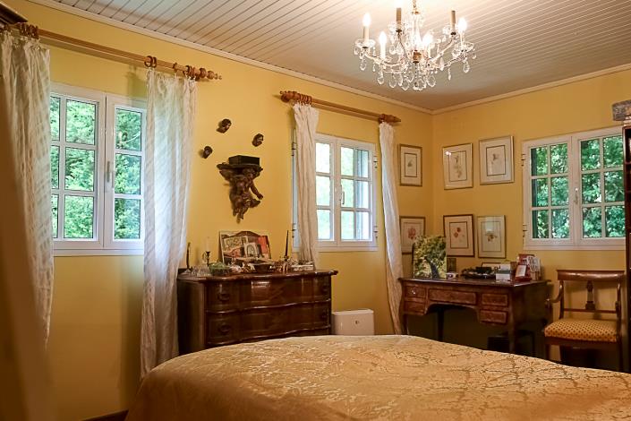 Image No.12-2 Bed Country House for sale