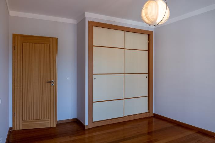 Image No.20-3 Bed Townhouse for sale