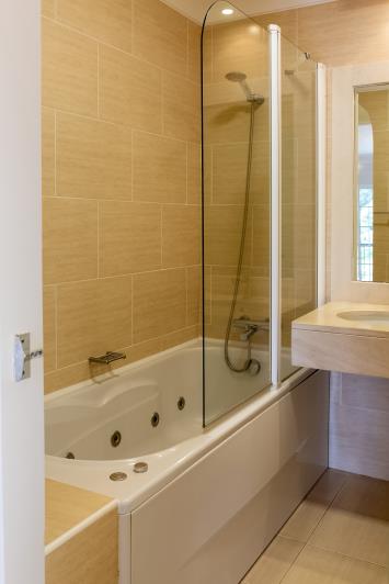 Image No.24-3 Bed Townhouse for sale