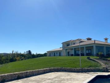 1 - Montemor-o-Novo, Country House