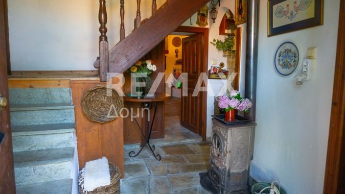 Image No.11-4 Bed Property for sale