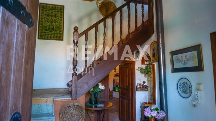 Image No.23-Propriété de 4 chambres à vendre à Artemida