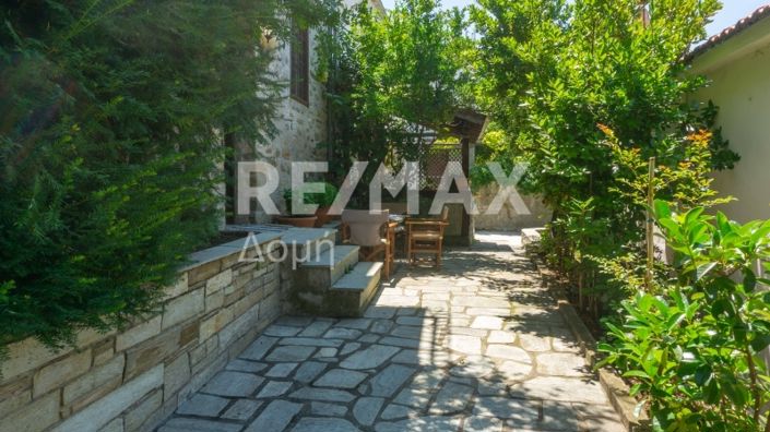 Image No.35-4 Bed Property for sale