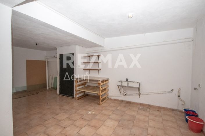 Image No.57-4 Bed Property for sale