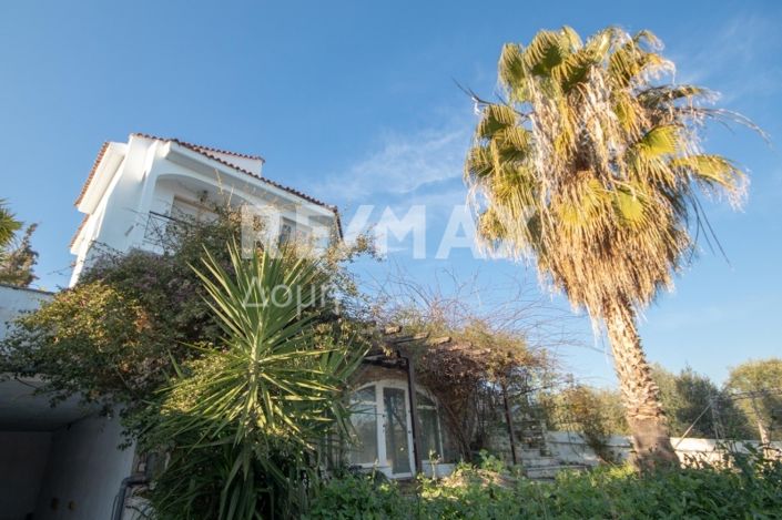 Image No.58-4 Bed Property for sale