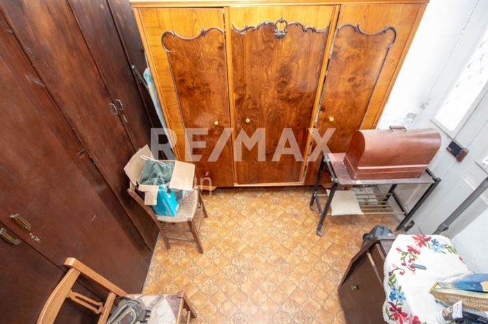 Image No.25-House for sale