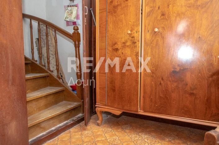 Image No.42-House for sale