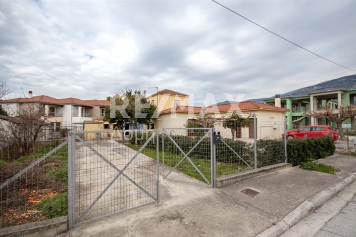 Image No.6-House for sale