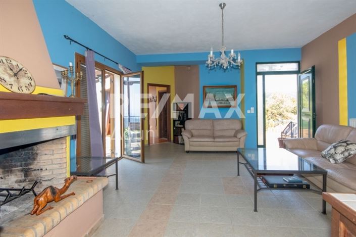 Image No.19-3 Bed House for sale