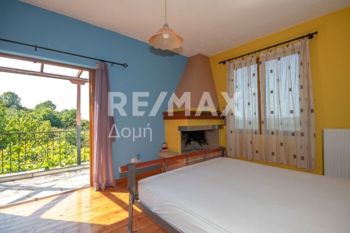 Image No.26-3 Bed House for sale