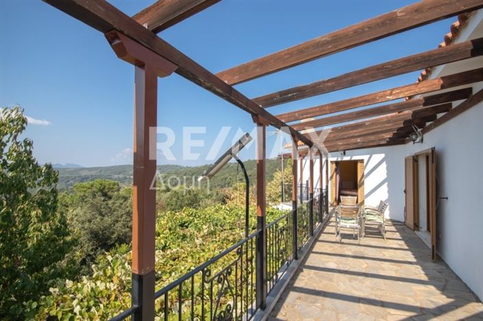 Image No.11-3 Bed House for sale