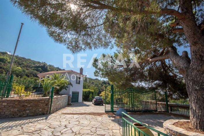 Image No.14-3 Bed House for sale