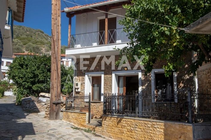 Image No.3-Maison de 2 chambres à vendre à Magnésie